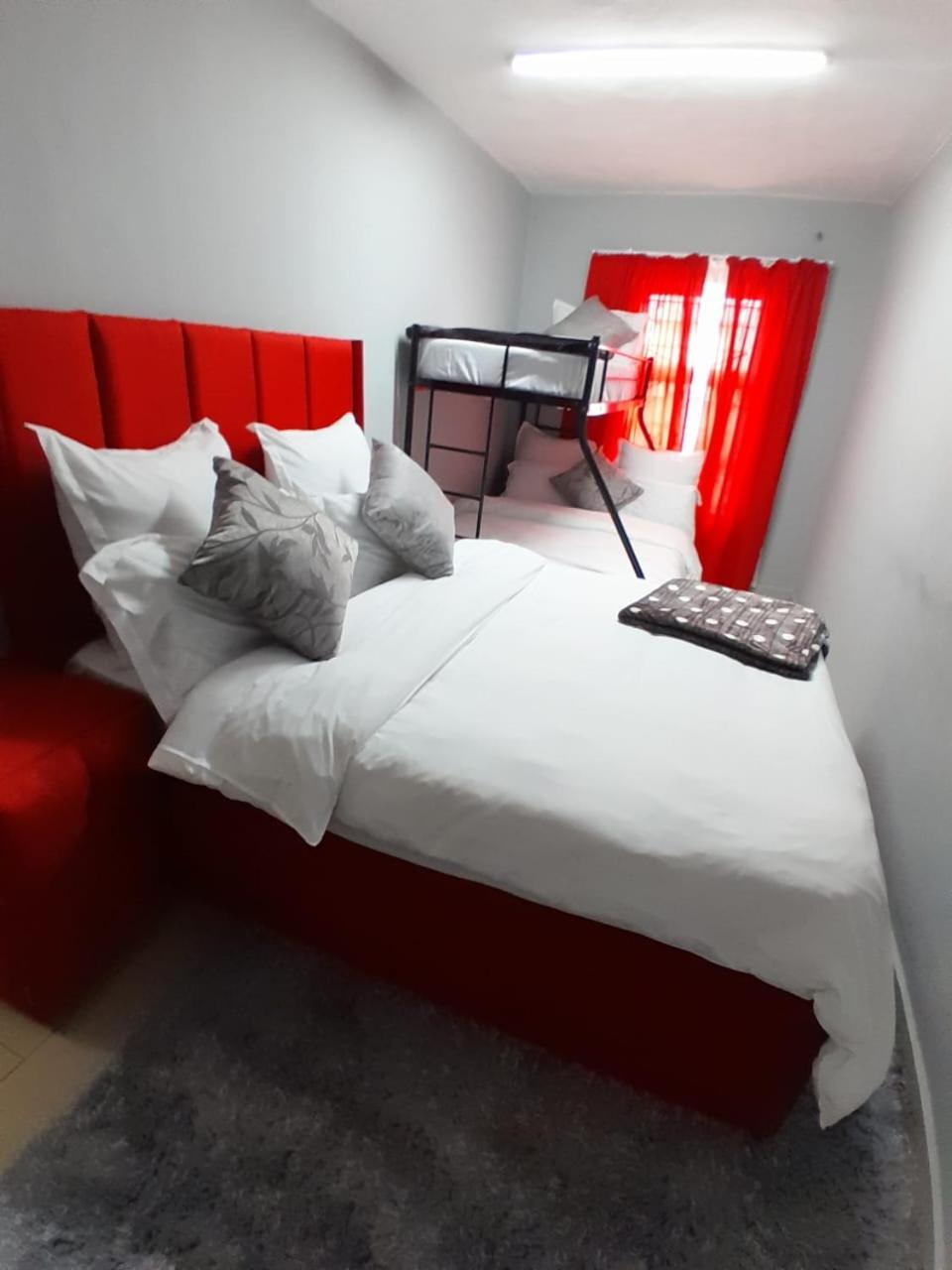 Brooklyn Queens And Kings Guesthouse 케이프타운 외부 사진